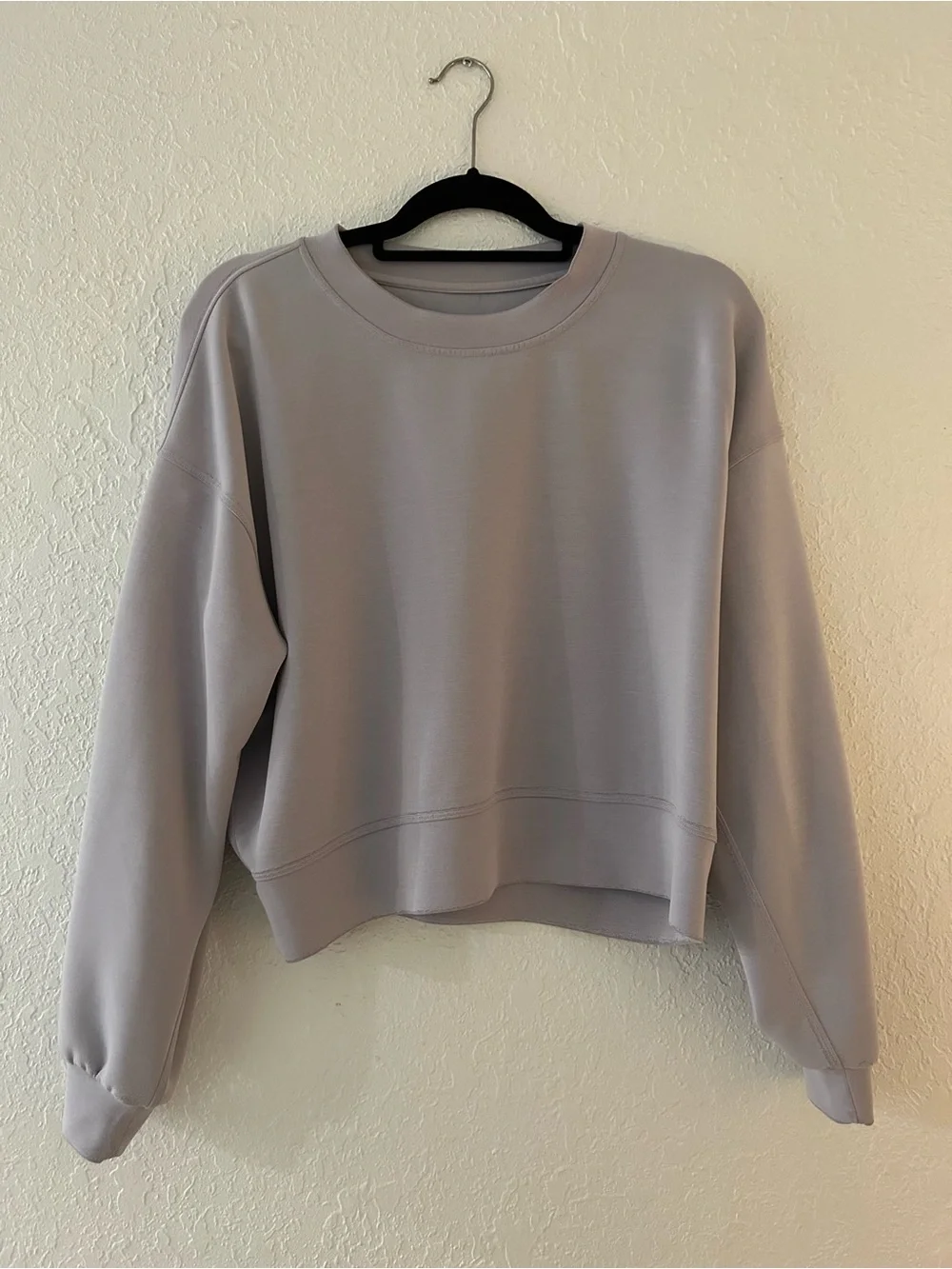 lululemon Perfectly Oversized Crop Crew - Lilac Size 8 IMPERFECTIONS